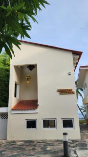 Crimson beach ocean front entire villa - Sosúa - 6