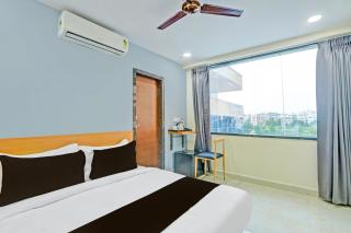 Super Townhouse La Vista Inn Grand Hotel - Upal - 0