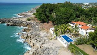 Crimson beach ocean front entire villa - Sosúa - 0