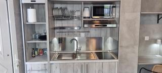 Sea side apt with swimming pool & parking #1 - Mola Kalyva - 4