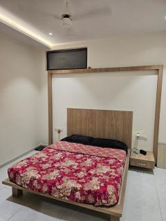 Premium Penthouse right Beside the Metro Station - Bangalore - 2