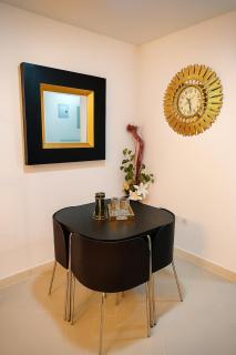 1BR Modern loft 5 MIN from DXB Airport - Sharjah - 5