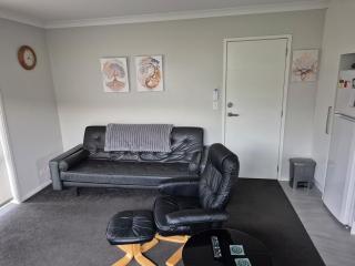 Affordable Luxury One Bedroom Apartment in Pukekohe - 9