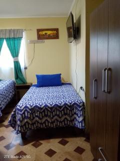 Hostal MIRAMAR En Pleno Centro de Pozo Almonte - 1
