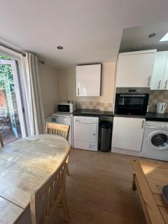 Charming Garden Apartment - Londra - 8