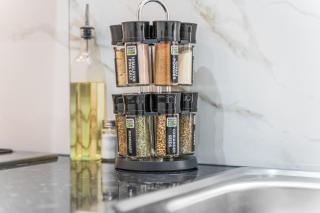 Free Parking ,Modern 4 bedrooms 10min from Birmingham city centre ideal for contractors ,Groups and Families - 1