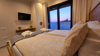 Gorgeous Sunset Villa Walkable to the Sea - Poreč - 5