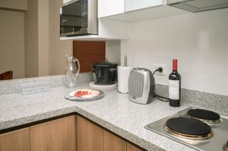Modern 3BR 2BA Apt Gym and Parking Near Real Plaza, UP and Trendy Cafés - Lima - 8