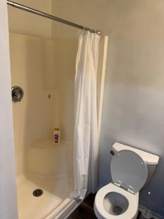 Near To CCBC ESSEX Room 201 - 5