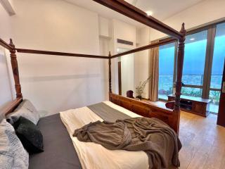 cozy room with hill view at 30k monthly - Gurgaon - 7