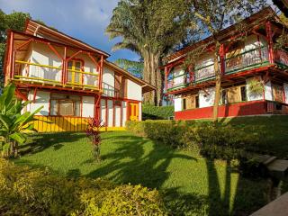 Cabaña en Bambú cerca al Parque del Café - 5