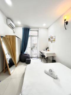 Sunlit Perch in Thao Dien R03 - Ho Chi Minh City - 0