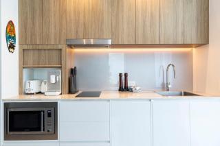 Absolute Beachfront Penthouse Sunshine Coast - - 6