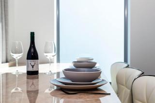 Absolute Beachfront Penthouse Sunshine Coast - - 3