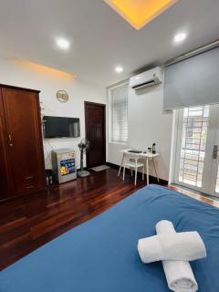 Big Promo! Spacious Balcony Retreat in Thao Dien R01 - Ho Chi Minh City - 8