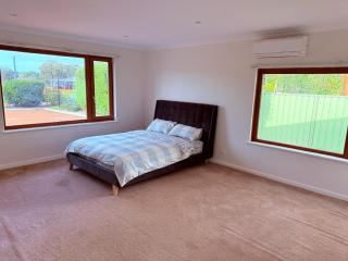 Nestled in Swan Valley area - West Swan - 9