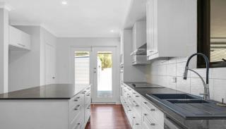 Nestled in Swan Valley area - West Swan - 6