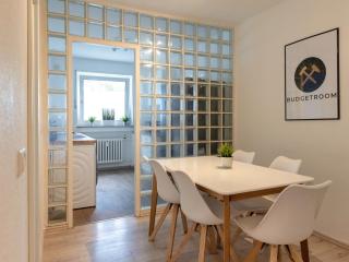 3 BR Nice Apartment Gelsenkirchen - Gelsenkirchen - 2