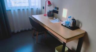 Thank Inn Plus Hotel Guangxi Laibin Xiangzhou County Wenhua Square - Xiangzhou - 8