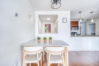 Great Ocean Mountain & City views with one free parking - Vancouver - 7