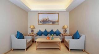 Vienna Hotel Sichuan Ganzi 318 National Highway Yajiang - Yajiang - 4
