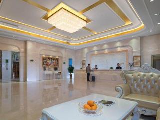Vienna Hotel Guangdong Zhaoqing Sihui Center Jade Expo Market - Zhaoqing - 9