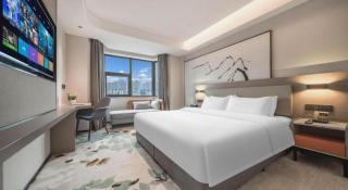 GreenTree Eastern Chongqing Yangjiaping Pedestrian Street Mixc Hotel - 8