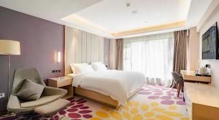 Lavande Hotel Wuhan Houhu Avenue Xingye Road - Wuhan - 9