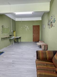 Check In Studio Homestay 12pax 1 Big Room with 4 kingsize 2 single matress Spacious space Super Budget - 4