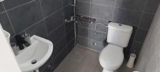 Ground-Floor Studio Apartment - 1