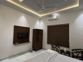 Mahaveer Dhaba - Shāhābād - 1