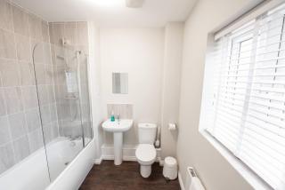 Two Bed Coach House - Fast WiFi - Super-king Bed - Colchester - 5