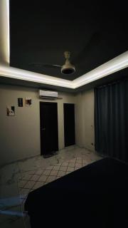 Cozy 1BHK With Balcony View - Rawalpindi - 1