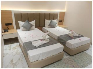 VARANASI HOTEL R-U-D-R-A-M NEAR KASHI VISHWANATH TEMPLE AND GANGA GHAT - Fully Air Conditioned Rooms - #Wifi #Lift #Parking Available - A Premium Hotel In VARANASI - 7