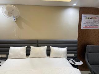 Kiwi Inn Hotel, Ujjain - 9