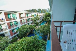 C130 Steps to Beach 1BR Condo Gym, Pool & Sauna - 4