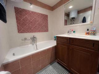 Cosy Stay Apartment with Panoramic View - Kalandra - 4