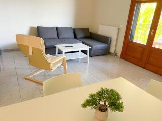 Cosy Stay Apartment with Panoramic View - Kalandra - 2