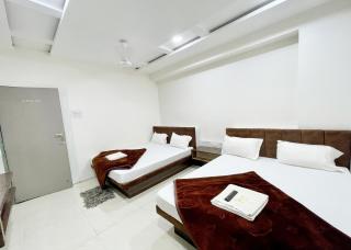 Hotel S H A L I M A R ! UJJAIN, Near Mahakal Temple & Railway station,Fully Air conditioned Rooms with Wifi And Parking, , BEST HOTEL IN UJJAIN - 8