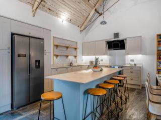 Milkmans Barn - Huntley - 5