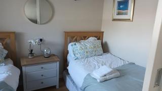 2 Bed apartment harbour views - Porthmadog - 8
