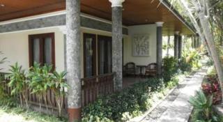 The Oxalis Regency Hotel - Magelang - 2