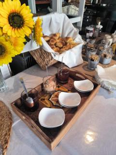 Omir Bed & Breakfast - 8