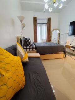 Flat in Tomas Morato - Manila - 2