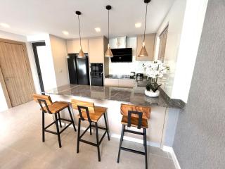 Zensiri Beautiful Brand New Pool Villa 3 BDR - 2