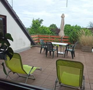 Gemütliche Ferienwohnung mit großer Dachterasse in gehobener Wohngegend - Halver - 6