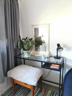 Professional, quiet and cosy bedroom Close to town and to Waikato Hospital - Hamilton - 3