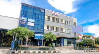 OYO 2966 Hotel Atriaz - Tulungagung - 7