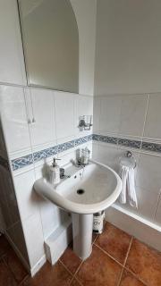 Cosy 1 Bed Cottage, Log Burner - Pembrokeshire - 6
