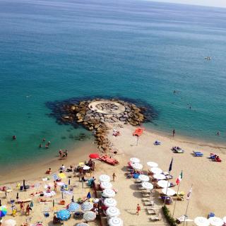 ATTICO SUL MARE con balcone sulla spiaggia e terrazza solarium di 25 mq - Pietra Ligure - 8